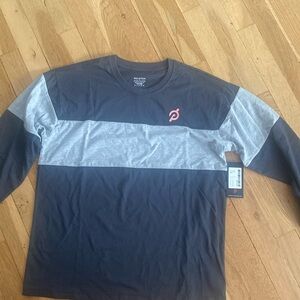 Long sleeved peloton shirt